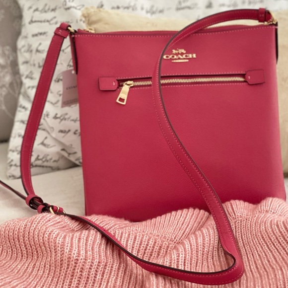 🆕 COACH | Rowan File Bag Gold/Strawberry Haze & Small Wristlet - Picture 11 of 12